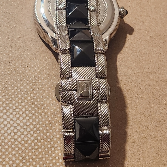 Judith Ripka Wach ** - Picture 4 of 6